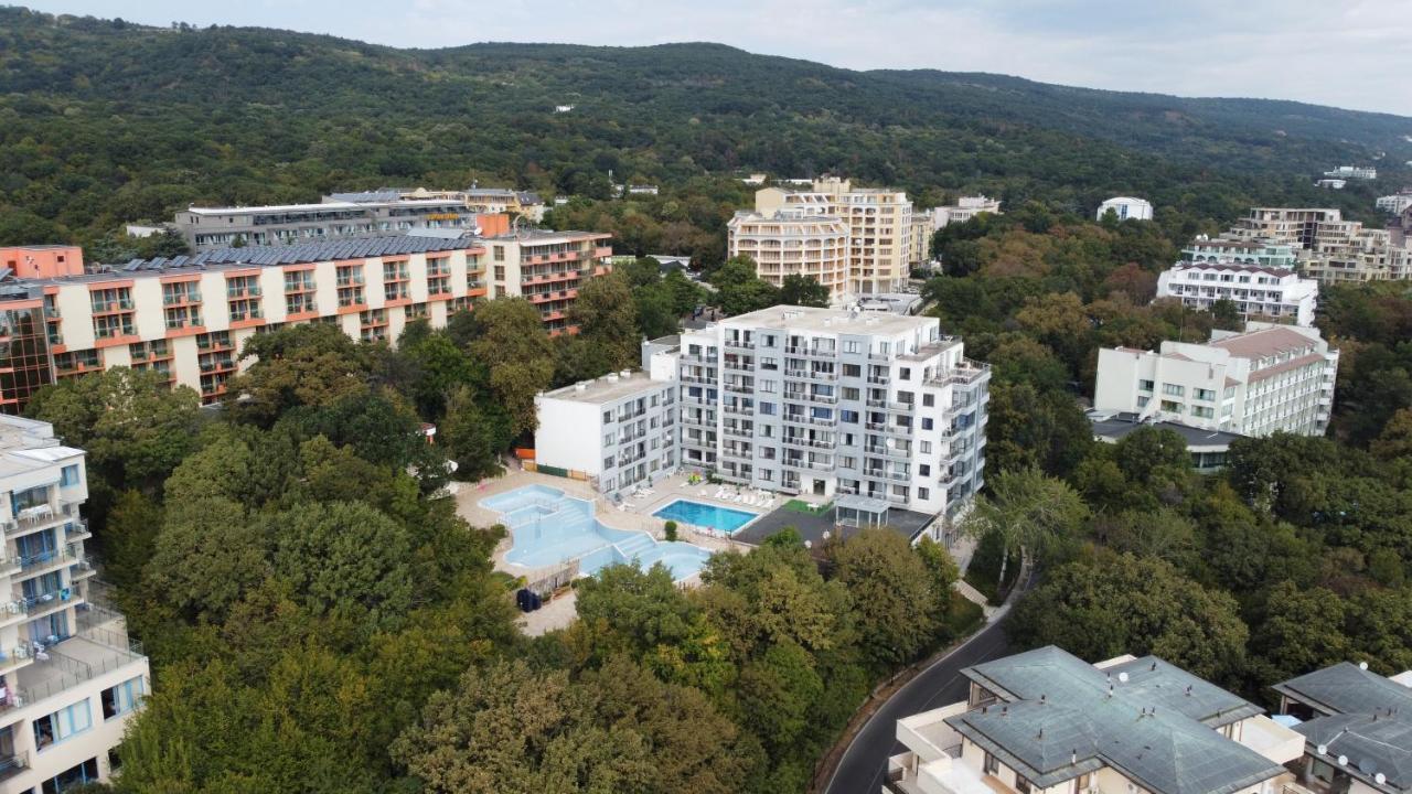 Apartments Yalta Goldstrand Exterior foto