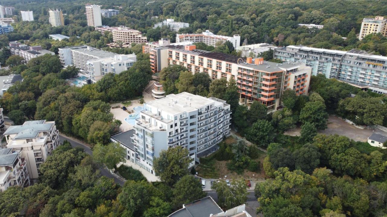 Apartments Yalta Goldstrand Exterior foto